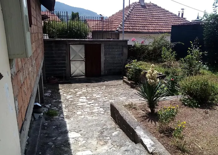 Apartman Hanija